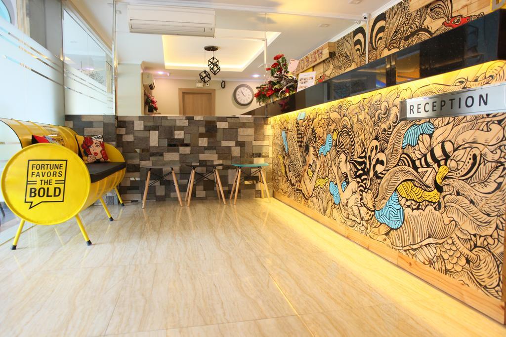 Bold Hotel Jakarta Exterior foto