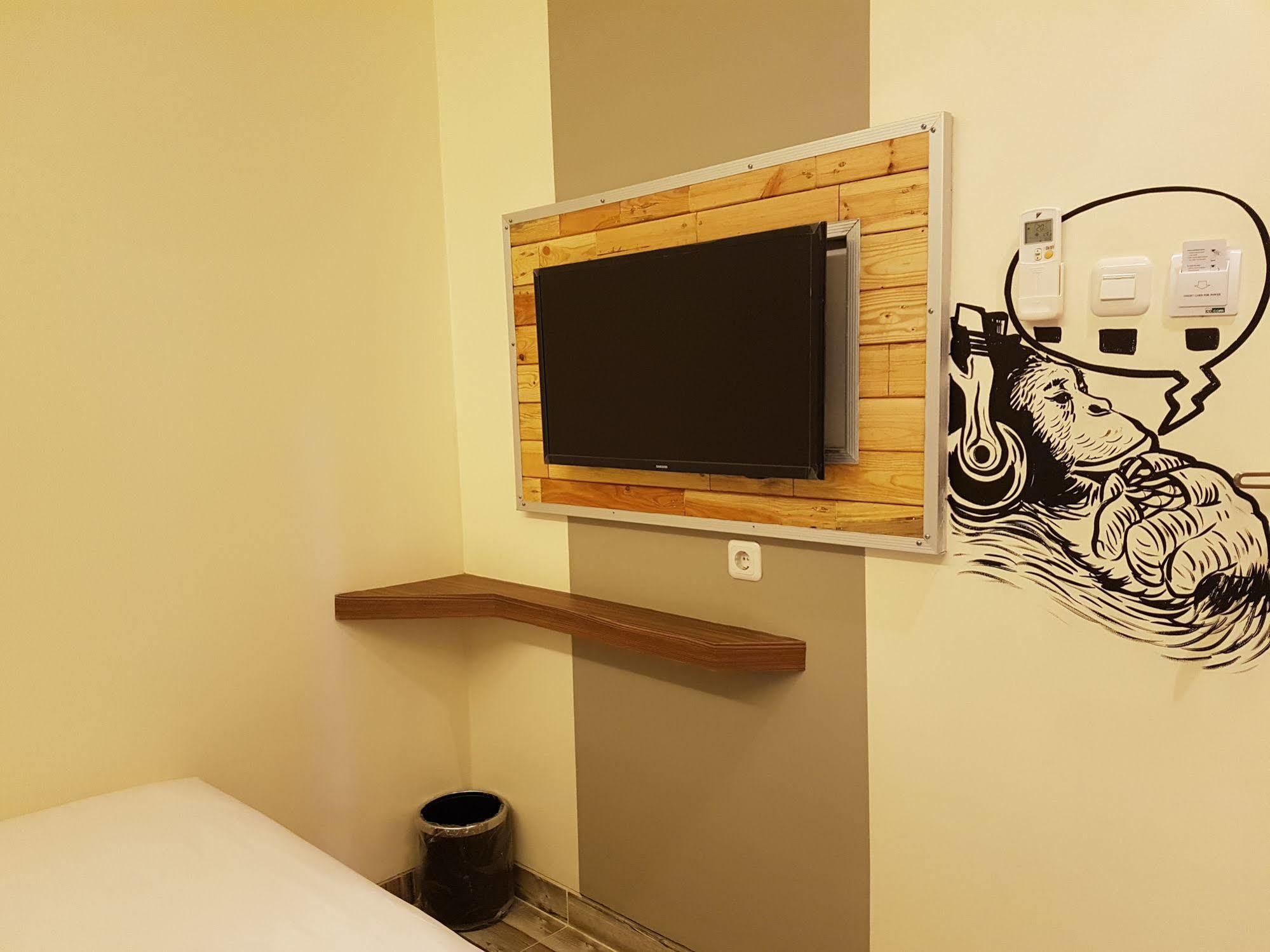 Bold Hotel Jakarta Exterior foto